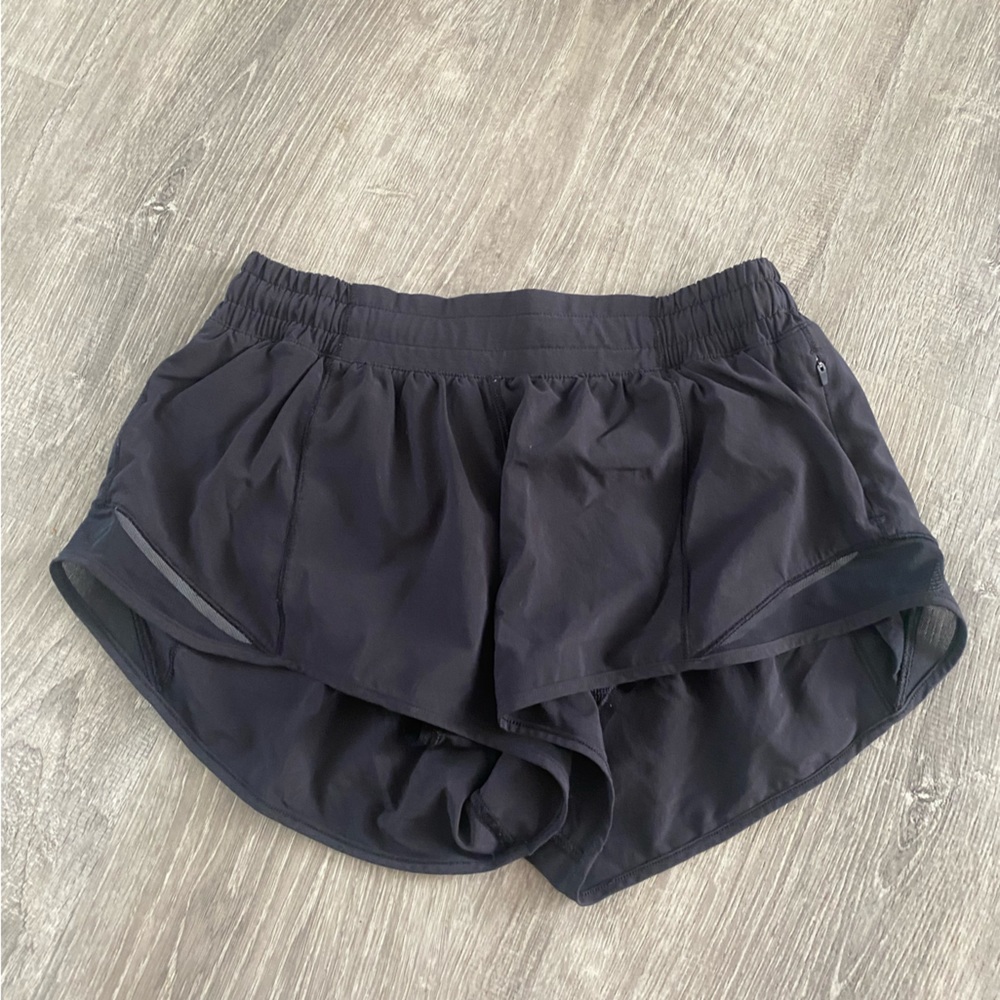 Lululemon hotty hot short
